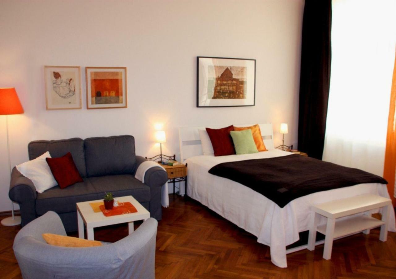 Apartment Cosy Close To